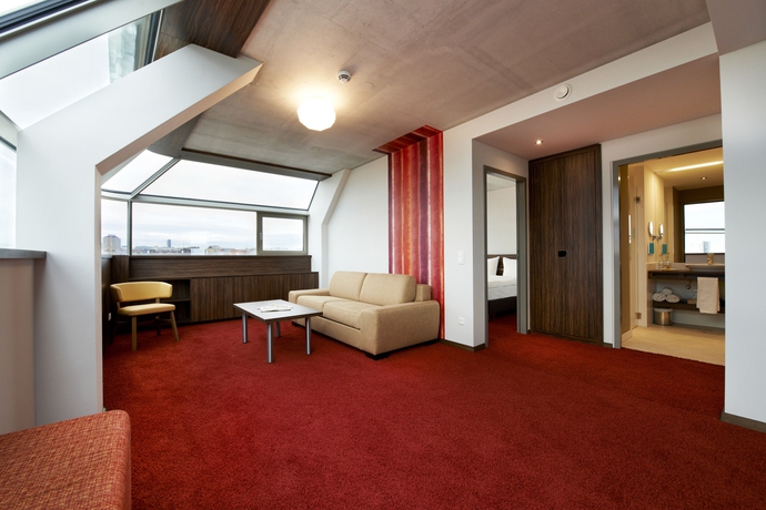 Imagen de los interiores del Hotel Simm’s – The Cityhotel Next To Metro U3. Foto 16