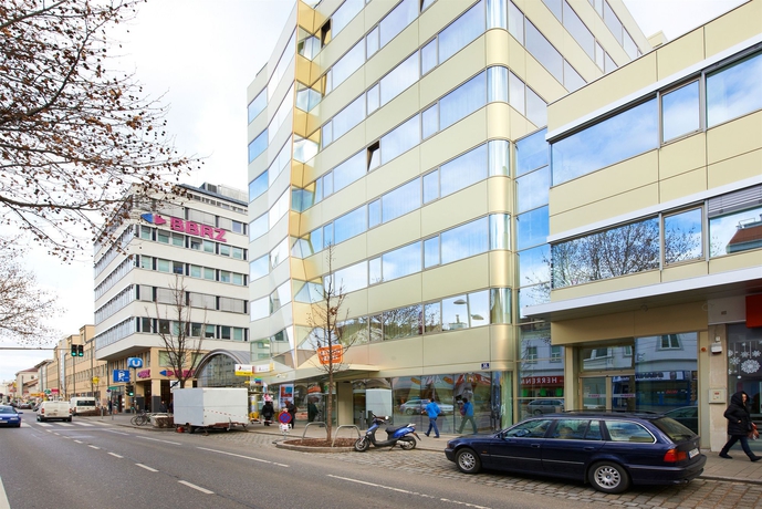 Imagen de los exteriores del Hotel Simm's &ndash; The Cityhotel Next To Metro U3. Foto 14