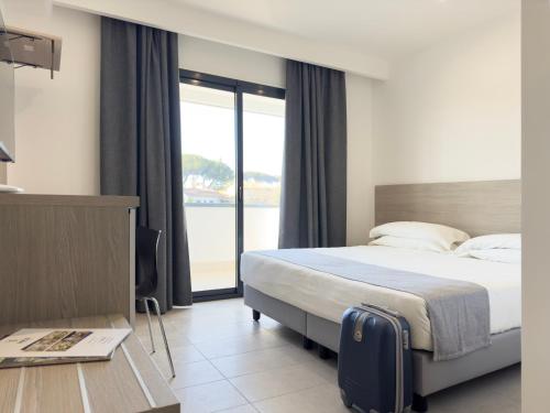 Imagen general del Hotel Simon Aprilia. Foto 12