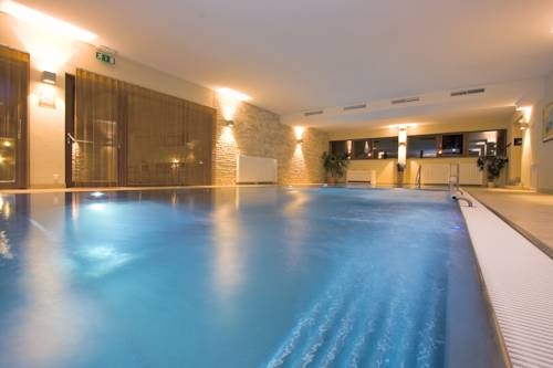 Imagen de la piscina del Hotel Simon - Das Vitalhotel. Foto 7