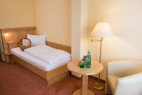 Imagen de la habitación del Hotel Simon - & Caf&eacute;. Foto 3