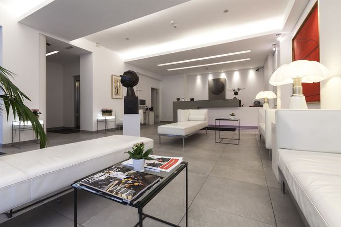 Imagen de los interiores del Hotel Simoncini. Foto 19