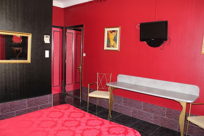 Imagen de los interiores del Hotel Simone Cannes Centre. Foto 16