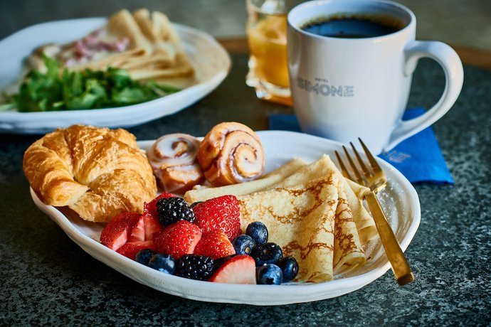 Imagen del bar/restaurante del Hotel Simone. Foto 6