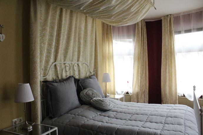 Imagen de la habitación del Hotel Simonis. Foto 5