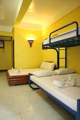 Imagen general del Hotel Simon's Heritage Resort. Foto 11