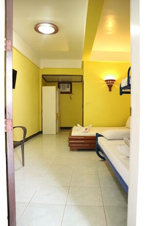 Imagen de la habitación del Hotel Simon's Heritage Resort. Foto 21