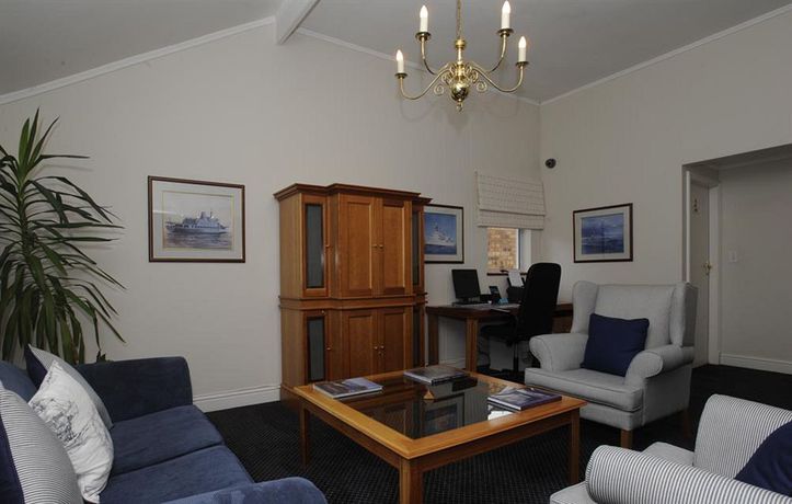 Imagen del bar/restaurante del Hotel Simon's Town Quayside. Foto 5