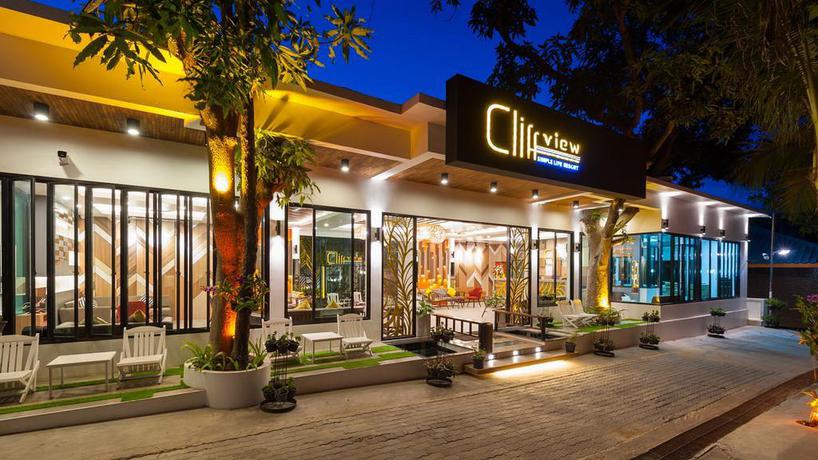 Imagen de los interiores del Hotel Simple Life Cliff View Resort. Foto 17