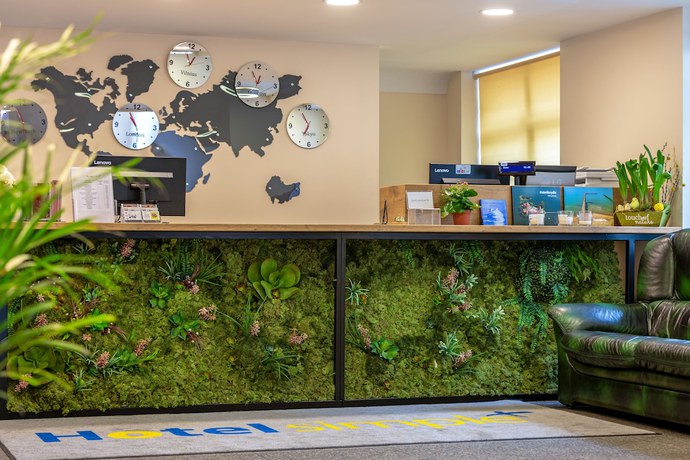 Imagen de los interiores del Hotel Simple Plus. Foto 15