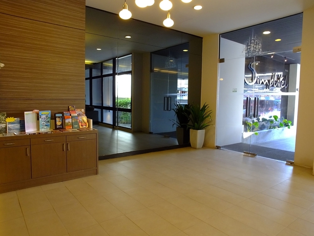 Imagen de los interiores del Hotel Simplitel. Foto 8