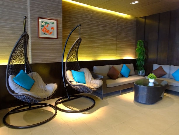 Imagen de los interiores del Hotel Simplitel. Foto 14