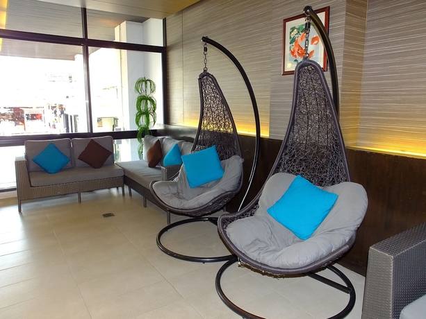 Imagen de los interiores del Hotel Simplitel. Foto 15