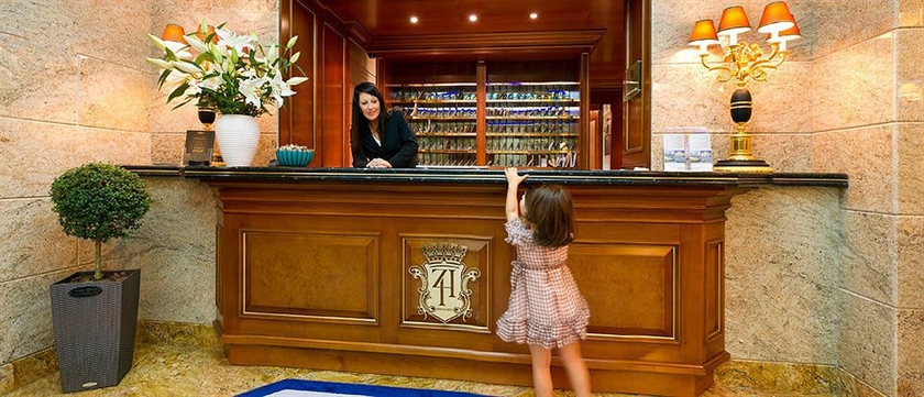 Imagen de los interiores del Hotel Simplon. Foto 5