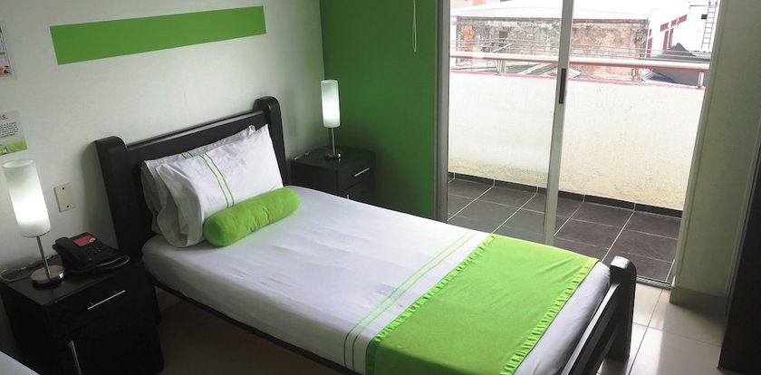 Imagen de la habitación del Hotel Simply - Colours Cali. Foto 7