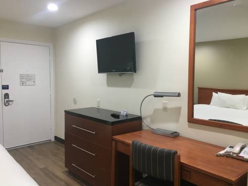 Imagen de la habitación del Hotel Simply Home Inn & Suites - Riverside. Foto 7