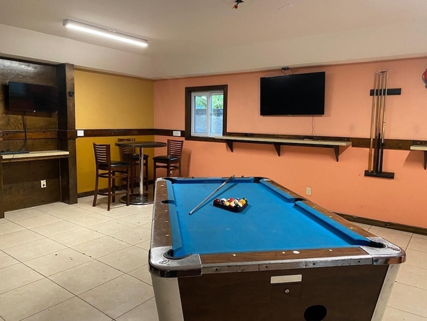 Imagen del bar/restaurante del Hotel Simply Native B And B. Foto 4