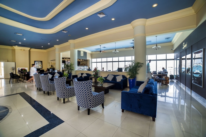 Imagen de los interiores del Hotel Simpson Bay Resort, Marina and Spa. Foto 19