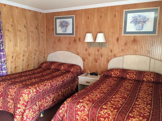 Imagen de la habitación del Hotel Simpson\'s Motel. Foto 8