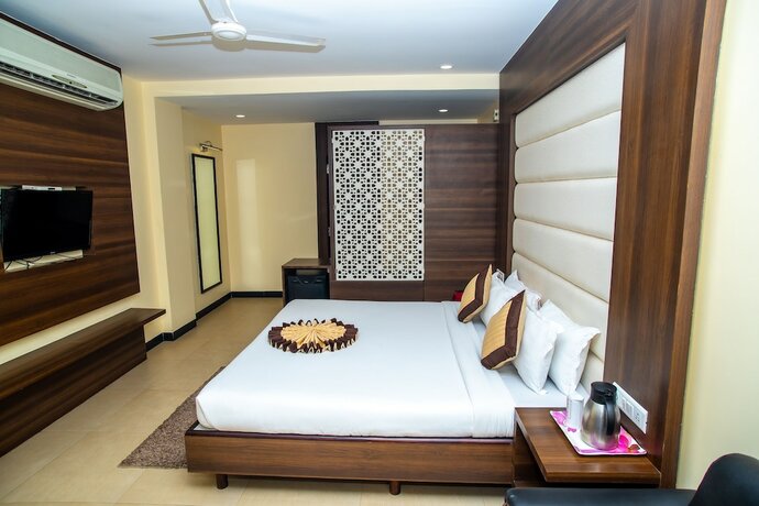 Imagen de la habitación del Hotel Simran. Foto 21