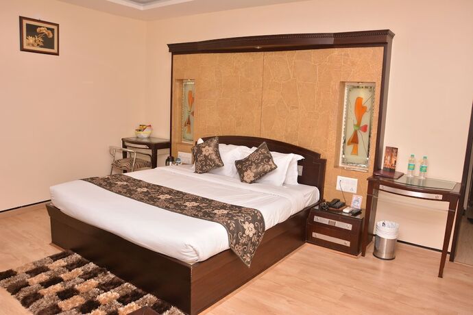Imagen de la habitación del Hotel Simran. Foto 22