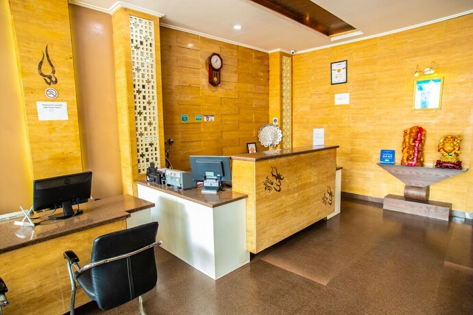Imagen de los interiores del Hotel Simran. Foto 24