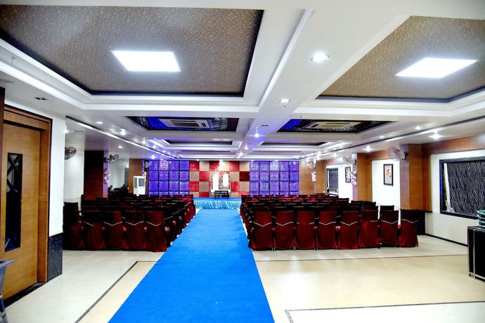 Imagen de los interiores del Hotel Simran Pride. Foto 9
