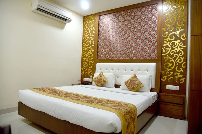 Imagen de la habitación del Hotel Simran Pride. Foto 6