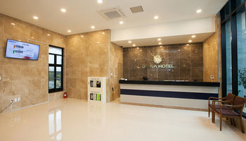 Imagen de la habitación del Hotel Sims. Foto 9