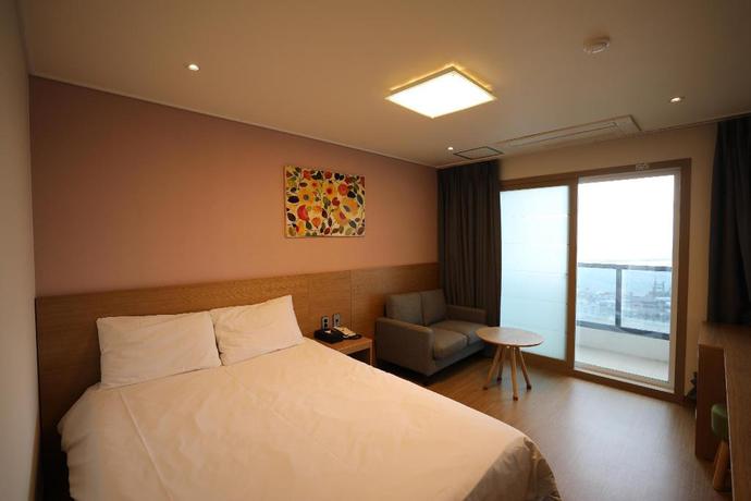 Imagen de la habitación del Hotel Sims Hotel. Foto 10