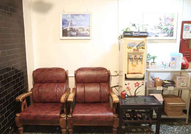 Imagen de los interiores del Hotel Sin Wu Fu. Foto 15