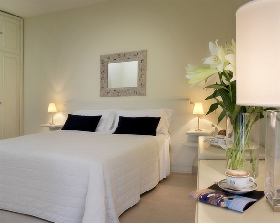 Imagen de la habitación del Hotel Sina Astor. Foto 3