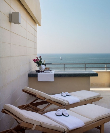 Imagen de los exteriores del Hotel Sina Astor. Foto 11