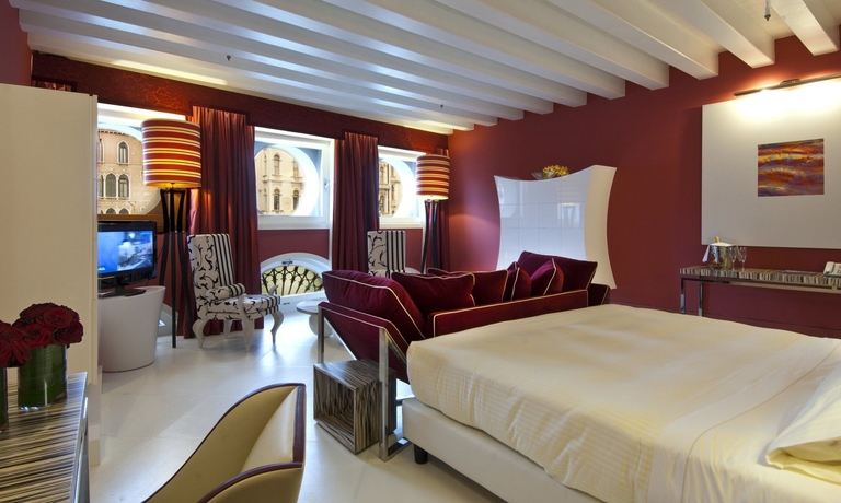 Imagen de la habitación del Hotel Sina Centurion Palace. Foto 7