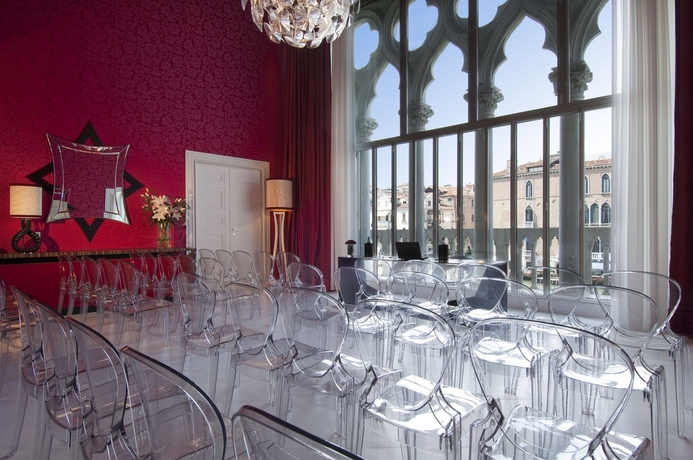 Imagen de los interiores del Hotel Sina Centurion Palace. Foto 13