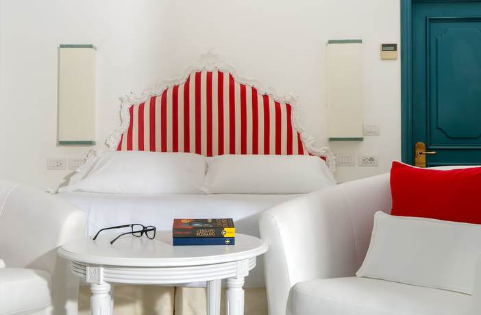 Imagen de la habitación del Hotel Sina Flora. Foto 5