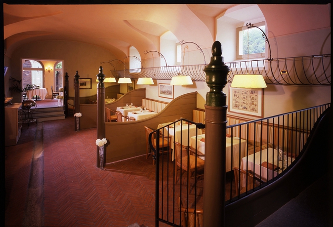 Imagen del bar/restaurante del Hotel Sina Villa Matilde. Foto 5