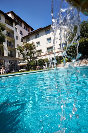 Imagen de la piscina del Hotel Sina Villa Medici, Autograph Collection. Foto 15