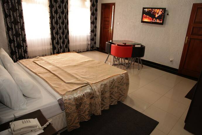 Imagen general del Hotel Sinai Suites. Foto 8