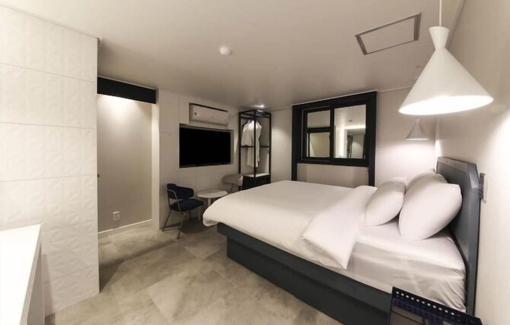 Imagen de la habitación del Hotel Sinan E.KKLIM. Foto 2
