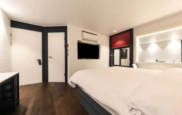 Imagen de la habitación del Hotel Sinan E.KKLIM. Foto 4