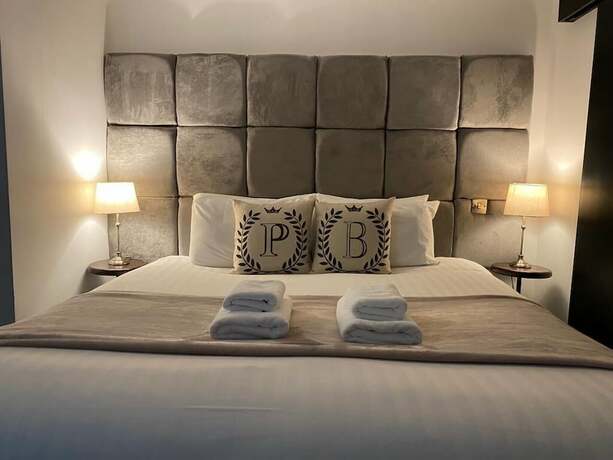 Imagen general del Hotel Sinclair\'s Bar, Lounge and Rooms. Foto 2