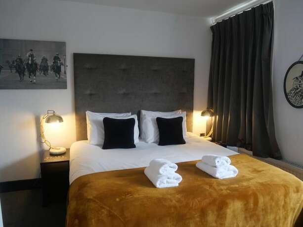 Imagen general del Hotel Sinclair\'s Bar, Lounge and Rooms. Foto 9