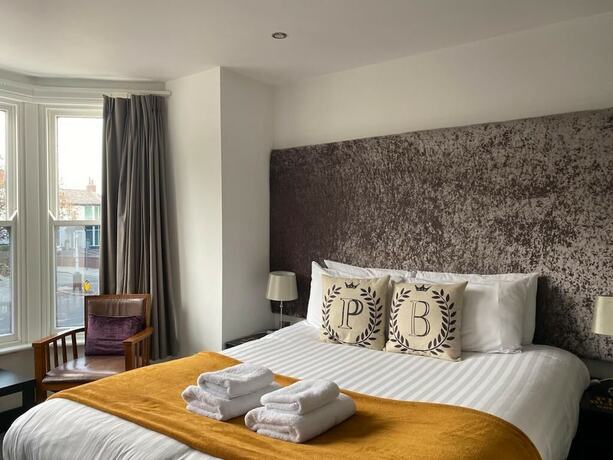 Imagen general del Hotel Sinclair\'s Bar, Lounge and Rooms. Foto 10