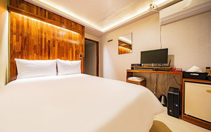 Imagen general del Hotel Sindang A. Foto 12