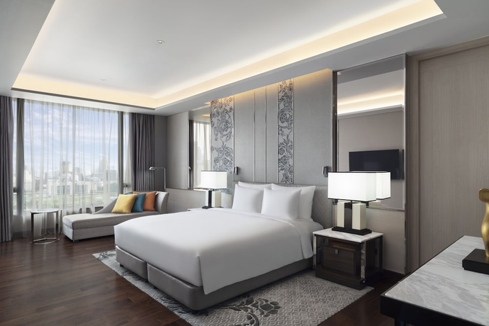 Imagen de la habitación del Hotel Sindhorn Kempinski Bangkok. Foto 2