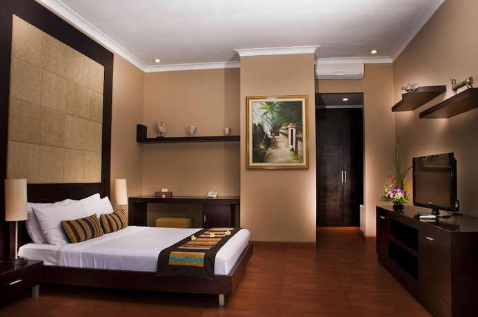 Imagen de la habitación del Hotel Sindhu Mertha Suite. Foto 7