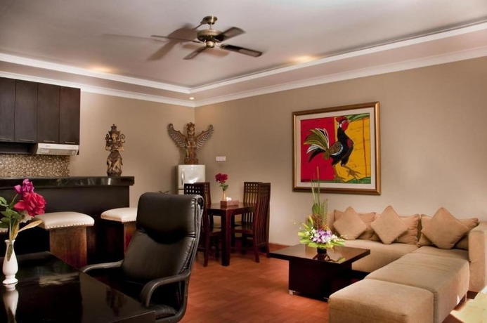 Imagen de la habitación del Hotel Sindhu Mertha Suite. Foto 11