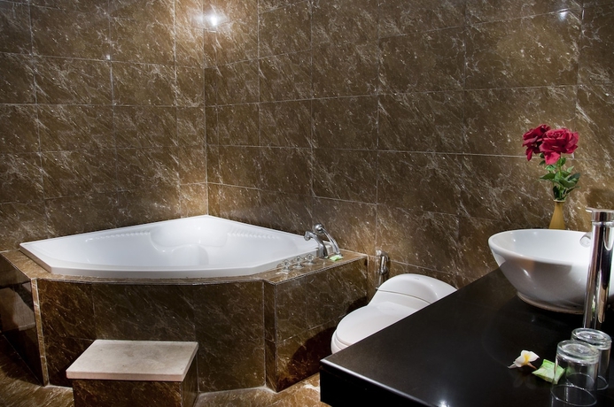 Imagen de la habitación del Hotel Sindhu Mertha Suite. Foto 14