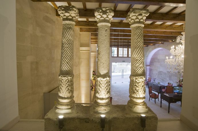 Imagen del bar/restaurante del Hotel Sindic - Adults Only. Foto 4